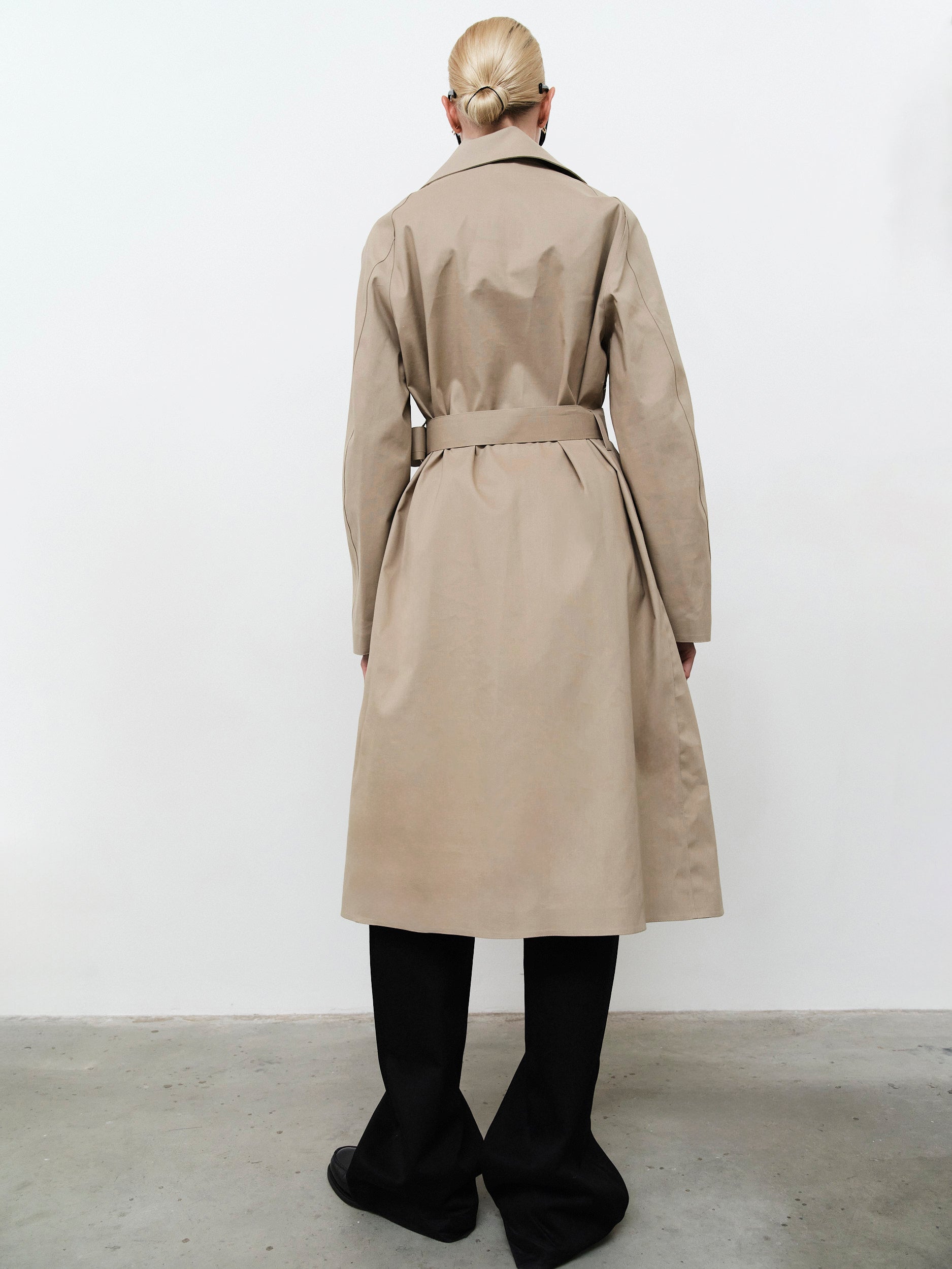 MACKINTOSH KINTORE BONDED TRENCH COAT FAWN RIKA STUDIOS